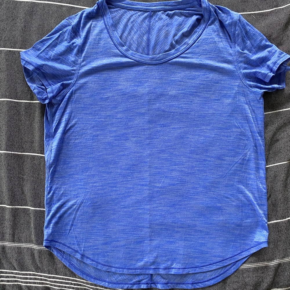 Lululemon T-shirt, size 10